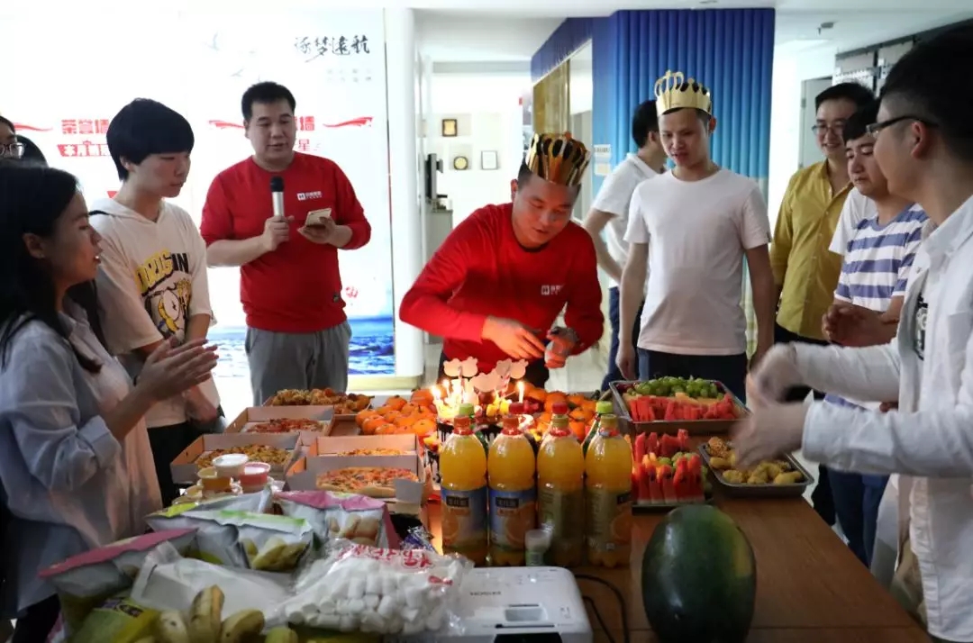 生日聚会 生日聚会